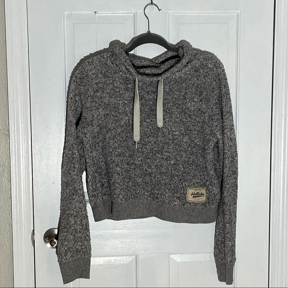 Hollister Gray fluffy cropped sweater